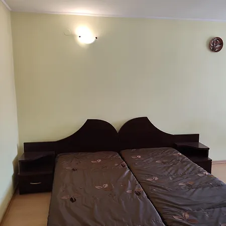 M-stone Проживание в семье Банско